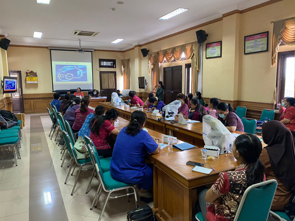 REFRESHING PETUGAS LAB MALARIA